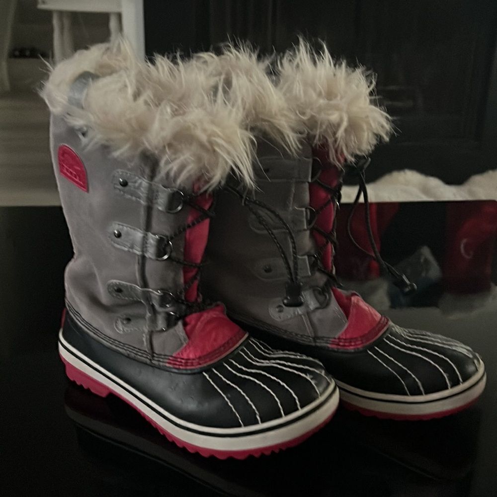 Sorel ankle faux fur winter boots 6